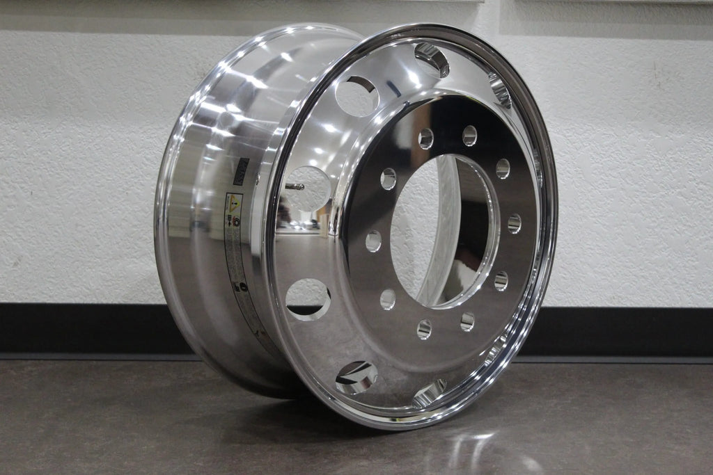 UpLead 22.5 x 8.25 Forged Aluminum Truck Wheels Stud（Budd） – Mirror Polished